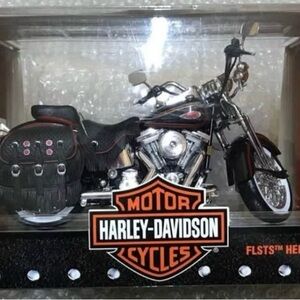 Harley-Davidson Black and Silver Motorcycle Model